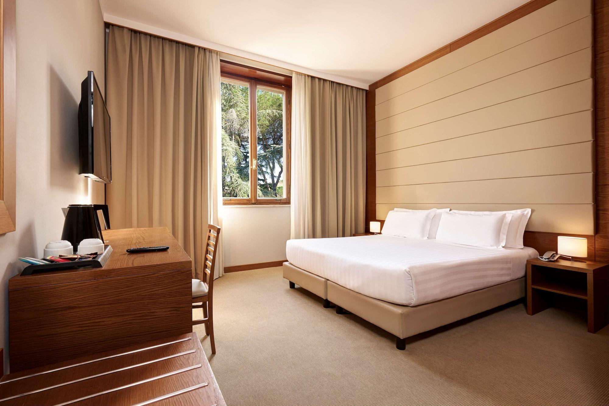 Occidental Aurelia Hotel Rome Exterior photo